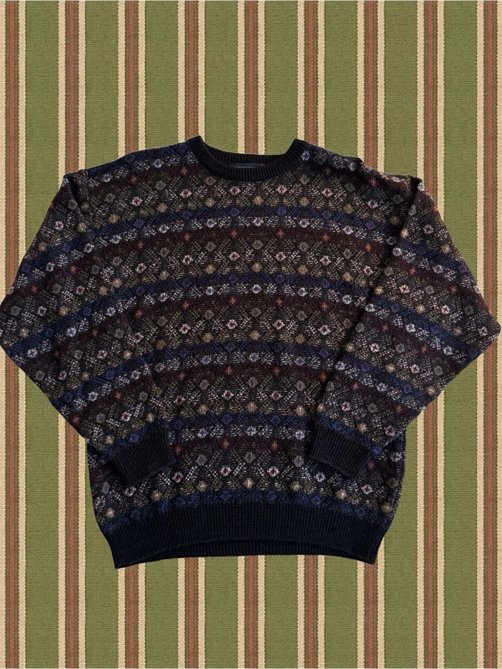 Men's Patterned Crewneck Sweater in Navy